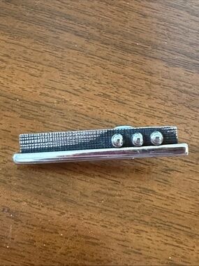 Vintage 50s/60s Mid Century MOD Silver & Black Men's Tie Clip with Stud Accents